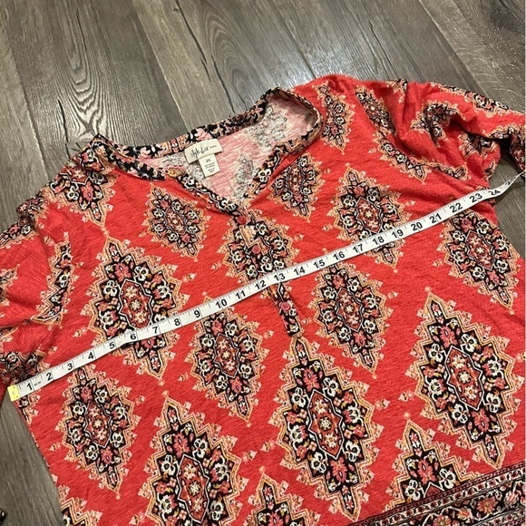 Style & Co Woman Blouse Top Plus 2X Boho Mixed Print Roll Tab Sleeves Red Hippie - Picture 9 of 10